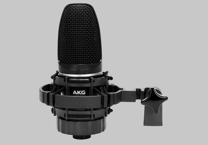 AKG C3000